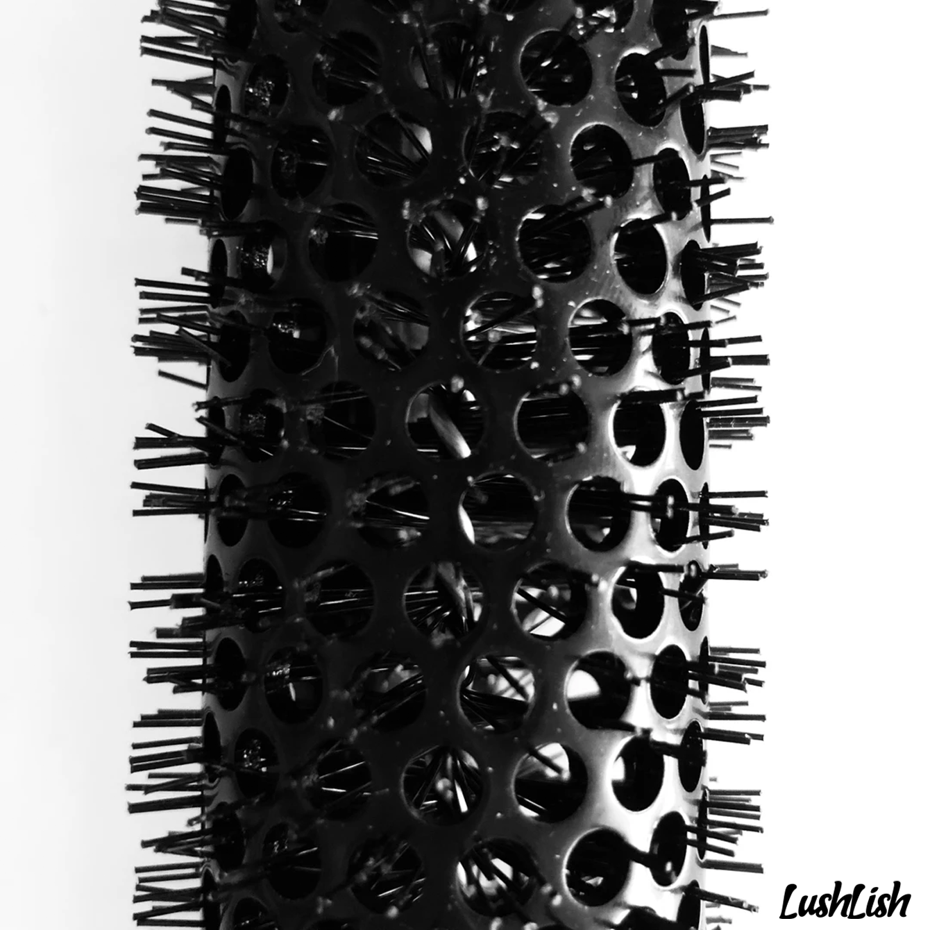 LushLish™ Brush
